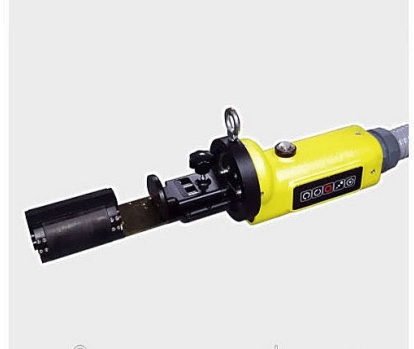Automated pipe welding equipment